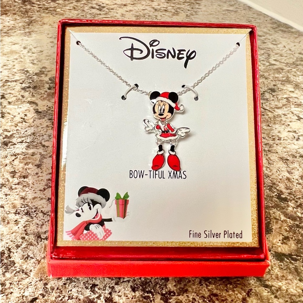 NIB Disney Holiday Minnie Mouse Bow-tiful Xmas Necklace